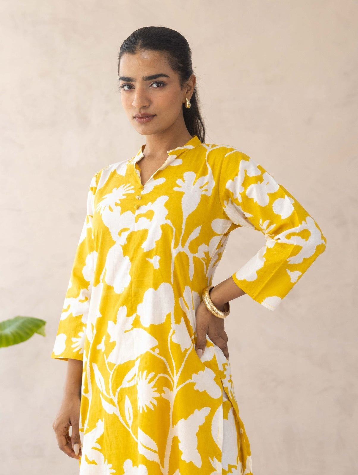 Yellow Abstract Cord Set