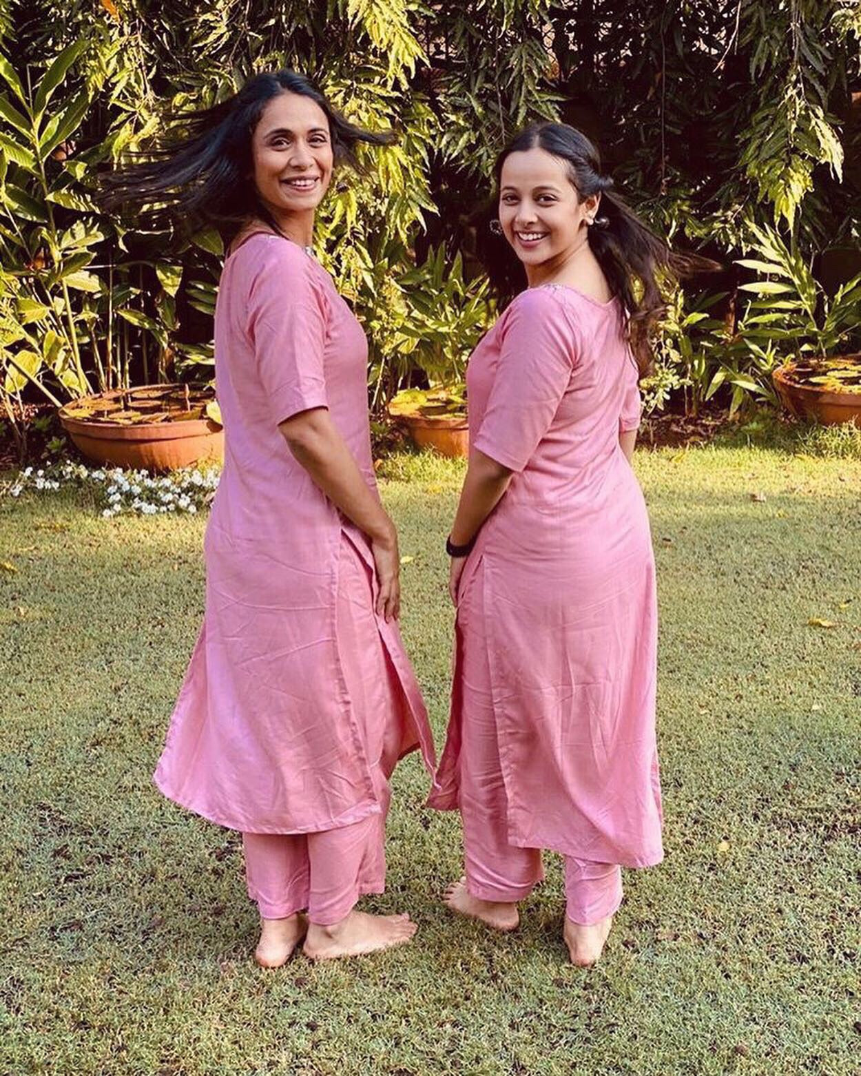 Powder Pink Neckline Kurta set