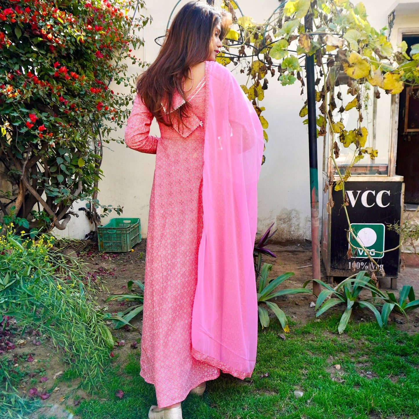 Navya Pink Cotton Suit Set