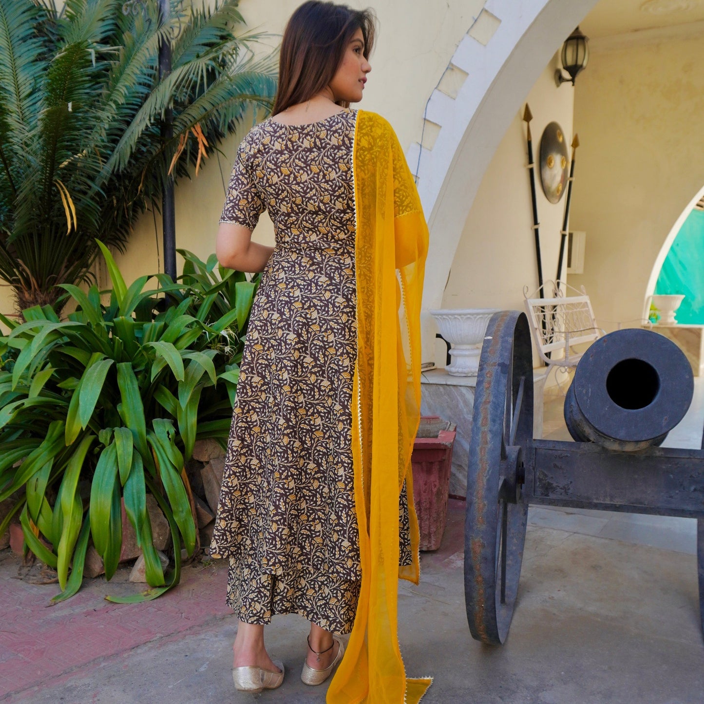 Sana Black Cotton Suit Set