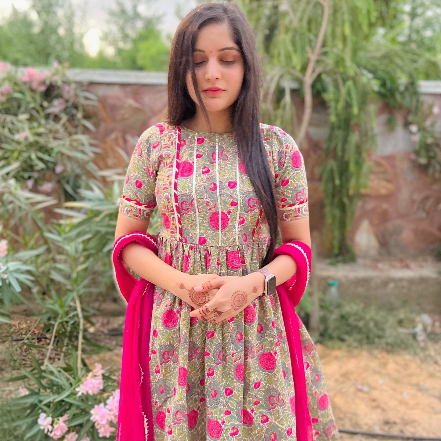 Pista Block Sharara Suit Set
