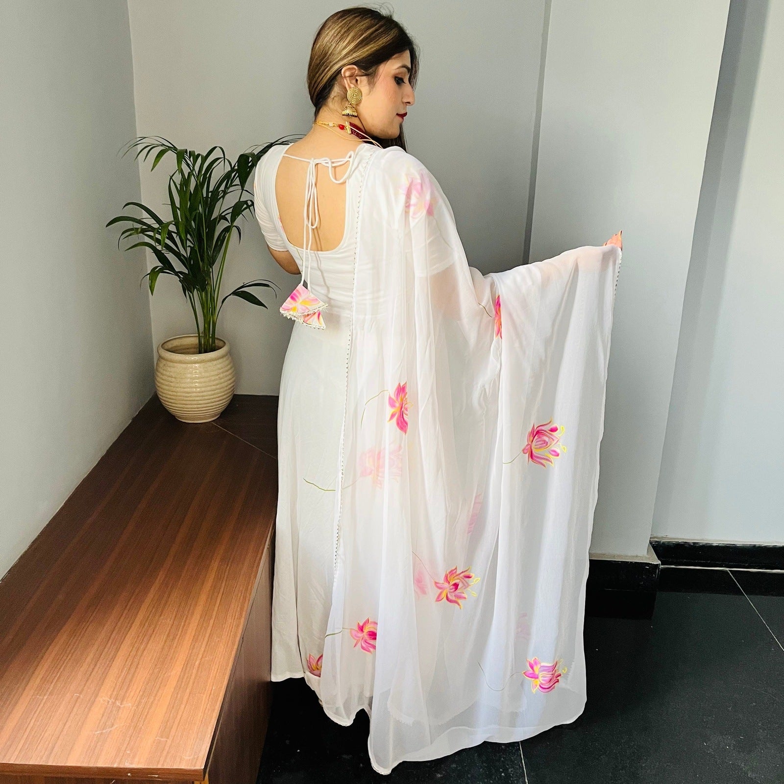 White Lotus Handpainted Suit Set