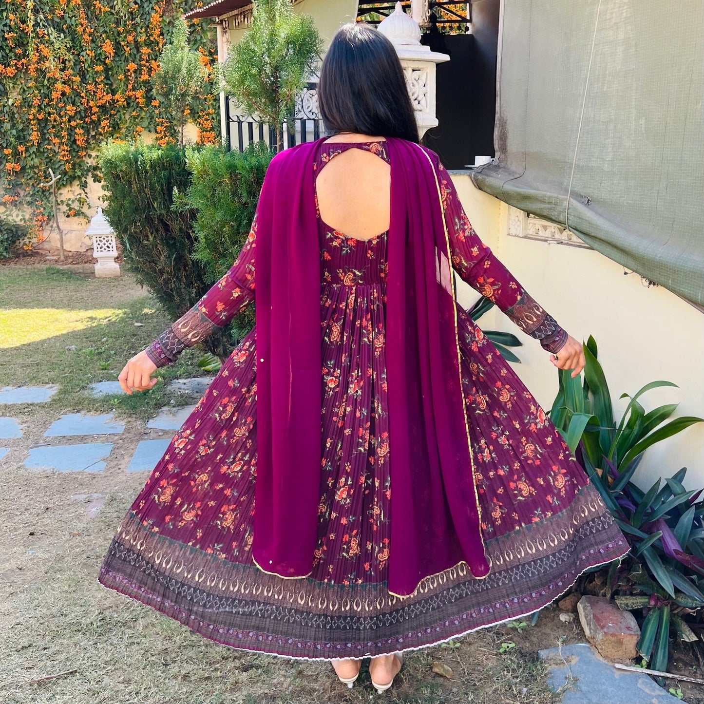 Wine Crinkle Bouquet Suit Set