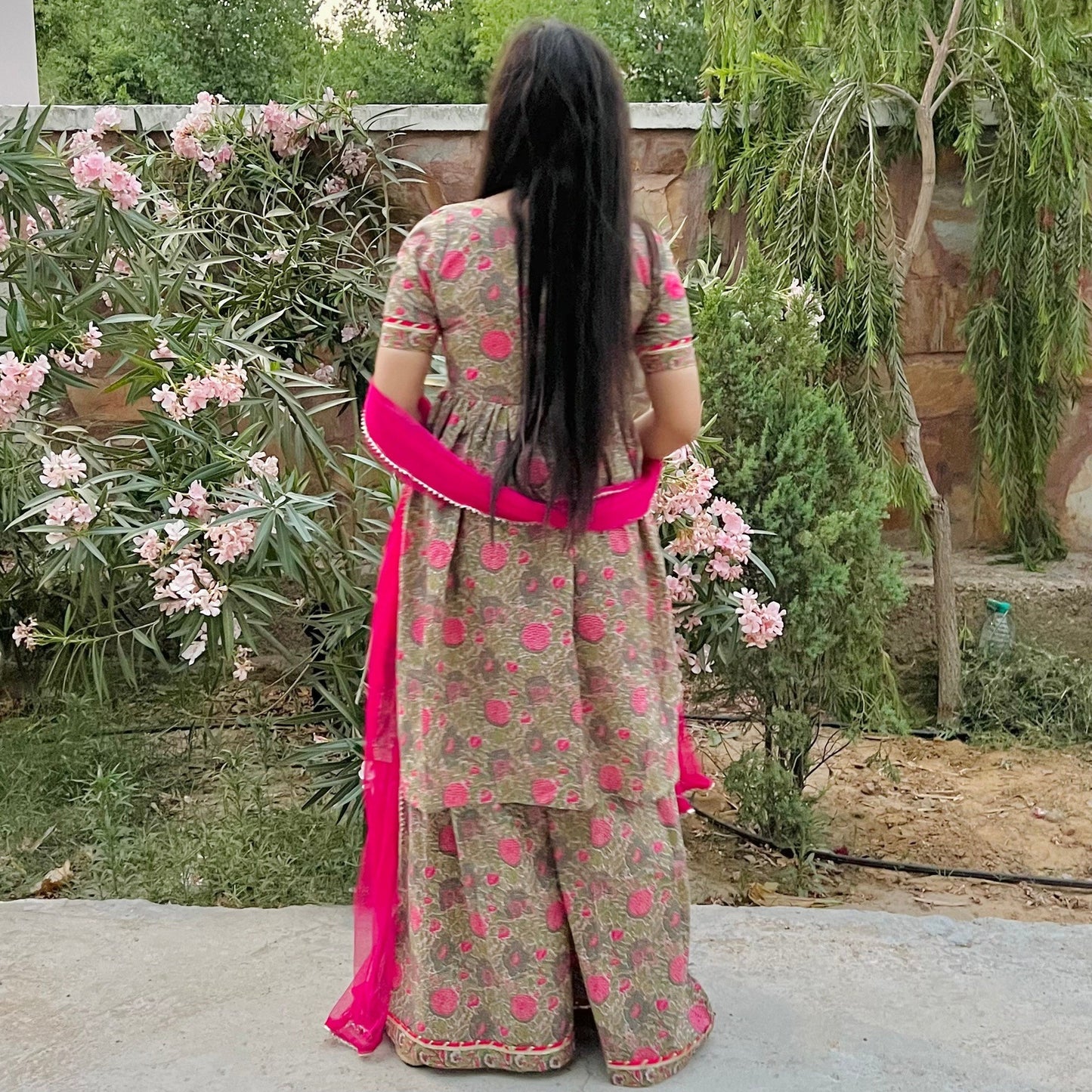 Pista Block Sharara Suit Set