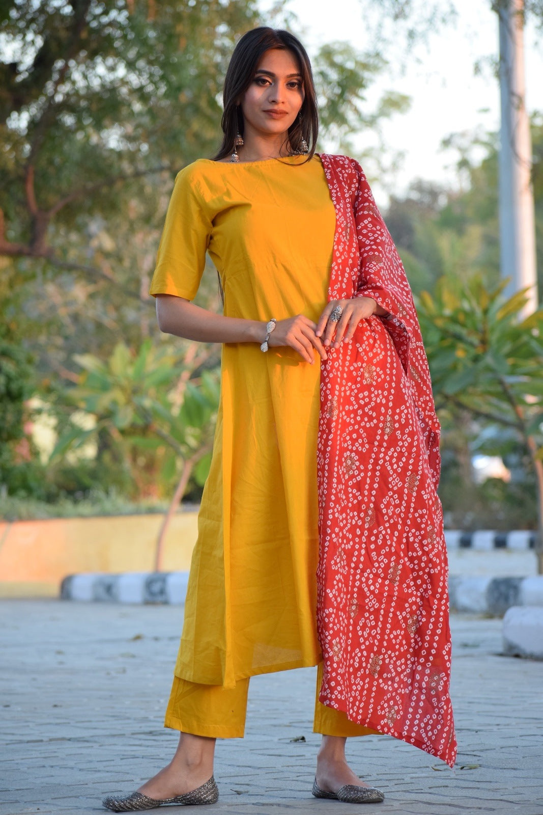 Mustard Bhandej Foil Suit Set