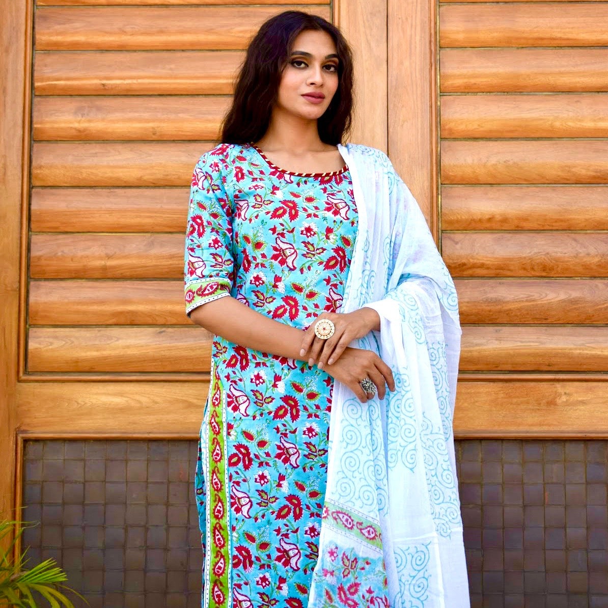 Aqua Handblock Suit Set