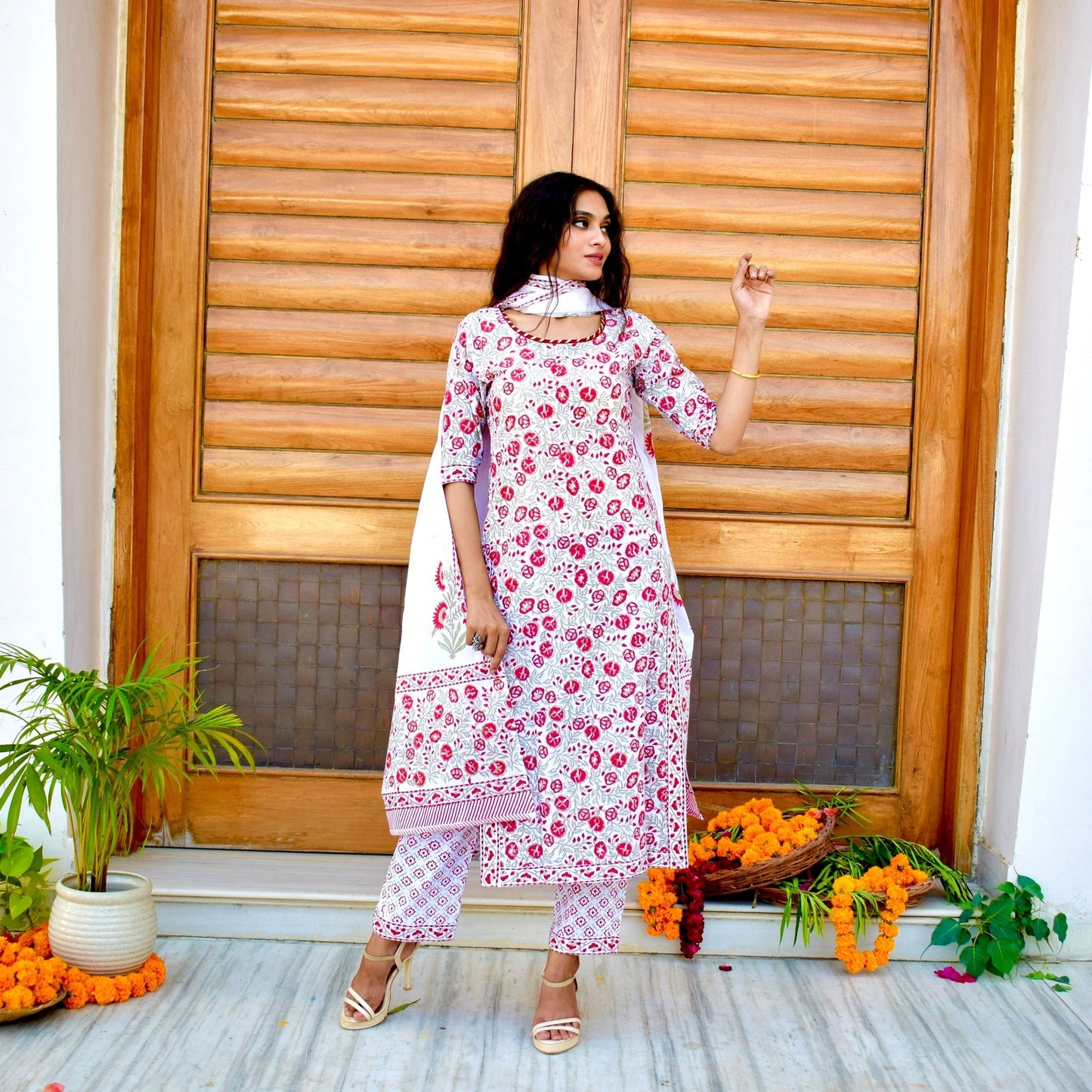White Roses Handblock Suit Set