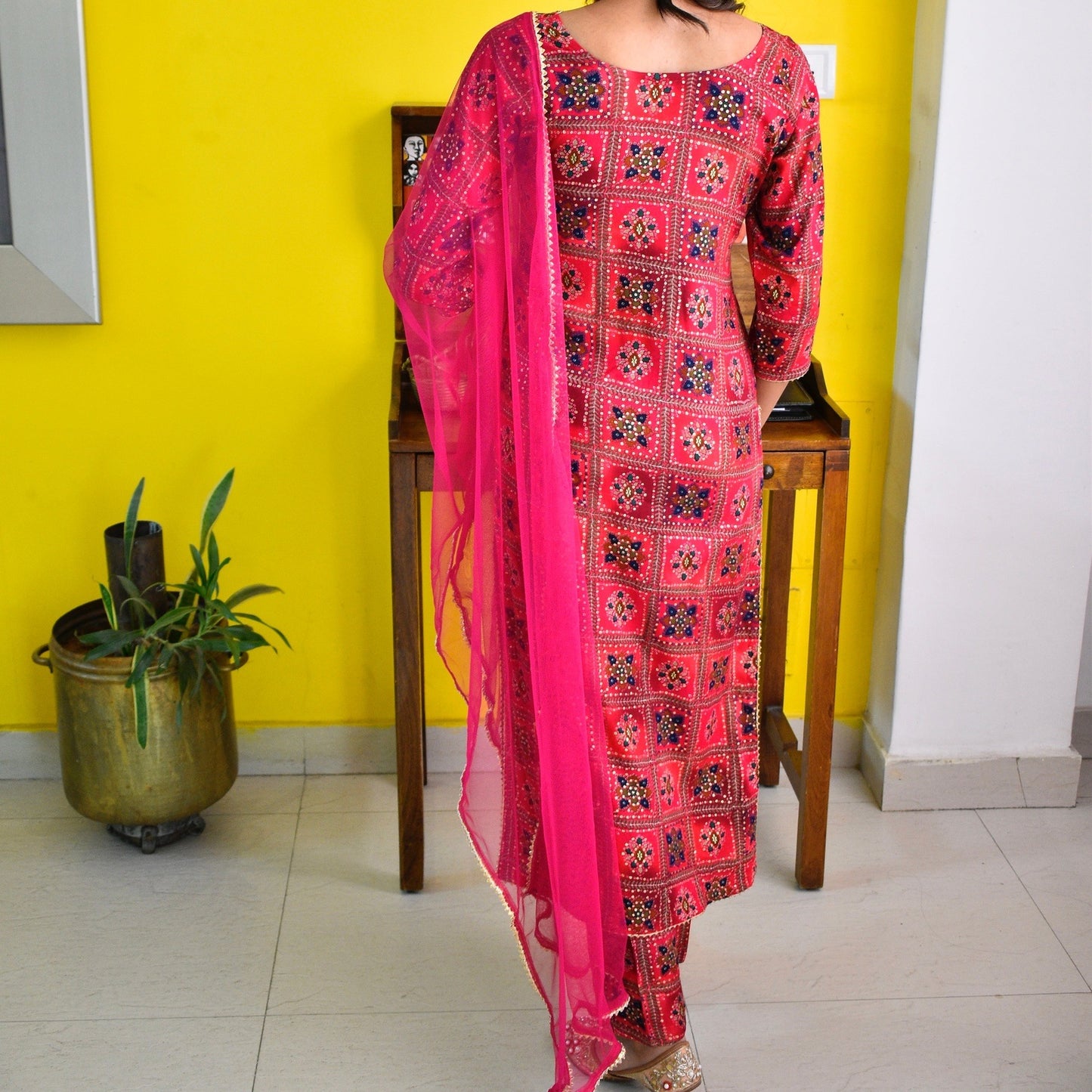 Pink Gold Foil Bandhani Suit Set