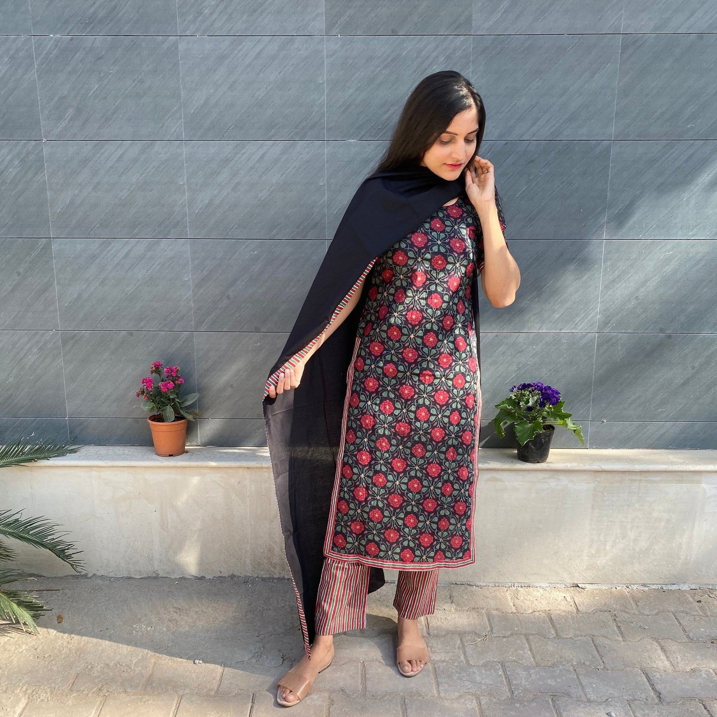 Black Garden Handblock Suit Set