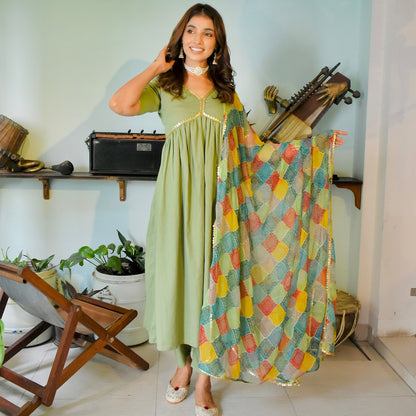 Green Bandhani Foil Suit Set
