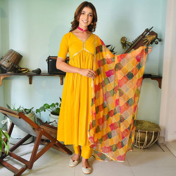 Yellow Bandhani Foil Suit Set