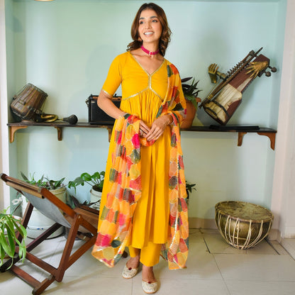 Yellow Bandhani Foil Suit Set