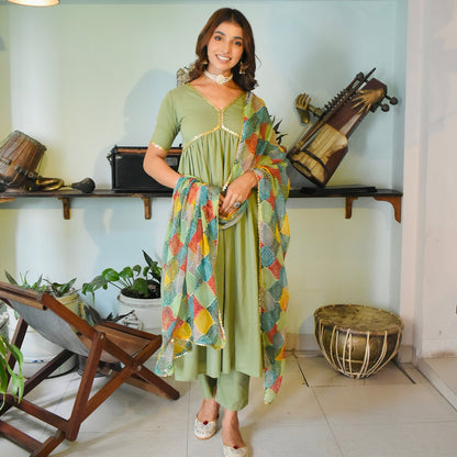 Green Bandhani Foil Suit Set