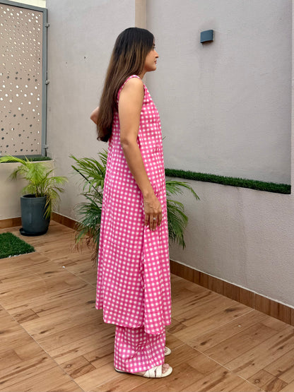 Pink Checks Printed Kurta Set