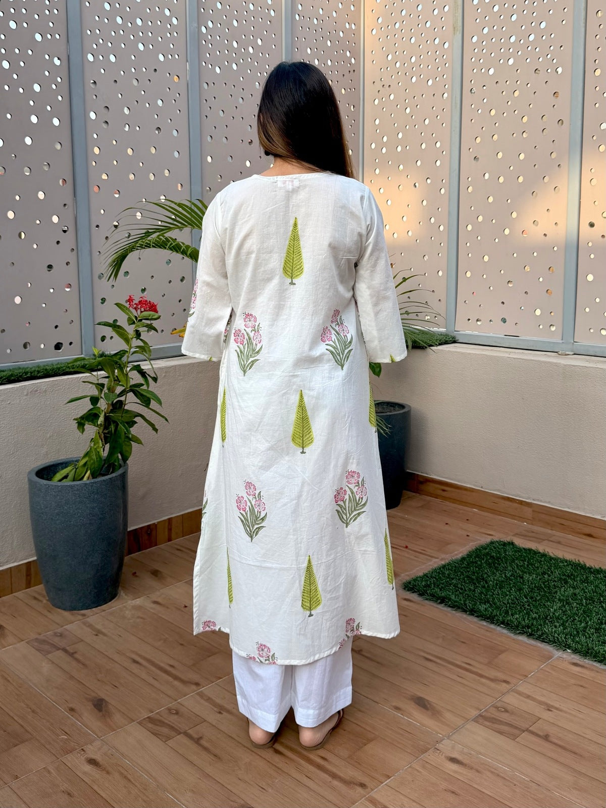 White Handblock Cotton Kurta Set