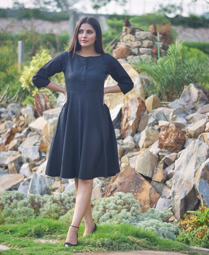 Black Basic Short Dress