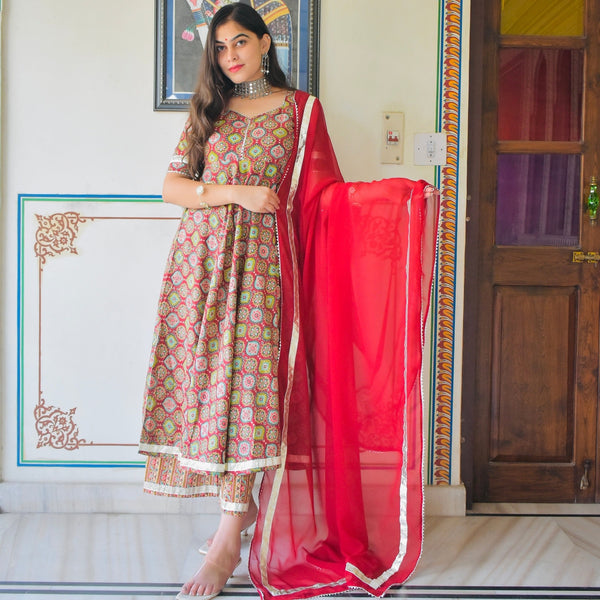 Shaina Handblock Suit Set