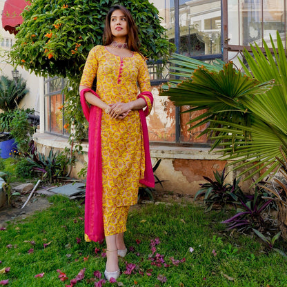 Noor Cotton Suit Set