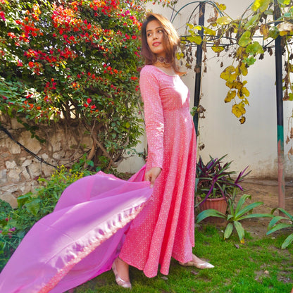 Navya Pink Cotton Suit Set