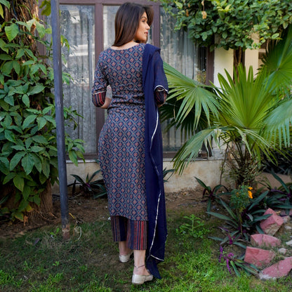 Chavi Cotton Suit Set
