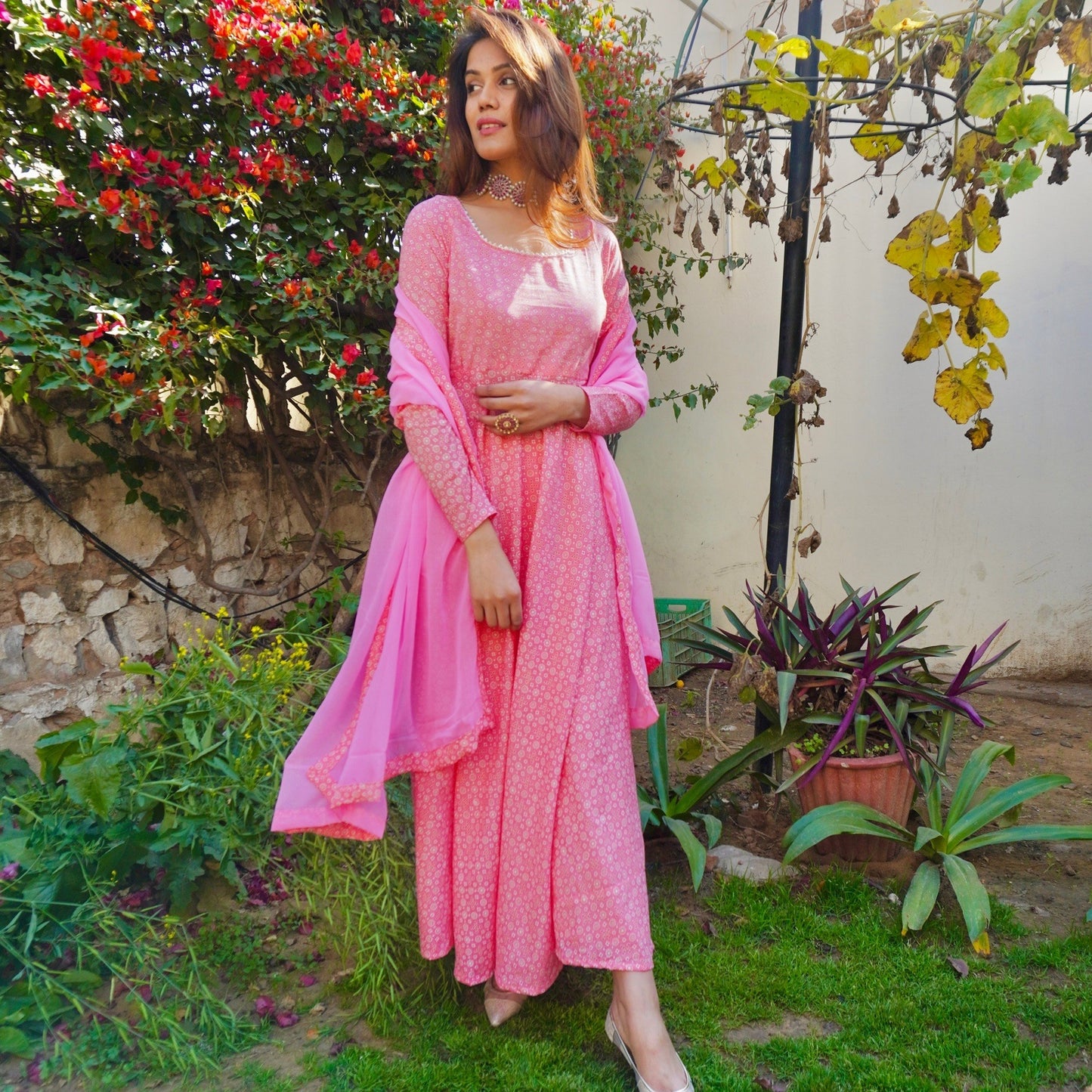 Navya Pink Cotton Suit Set