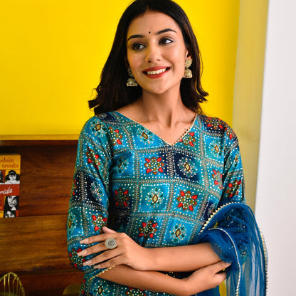 Teel Gold Foil Bandhani Suit Set
