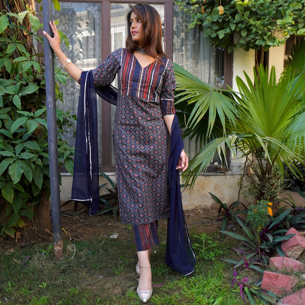 Chavi Cotton Suit Set