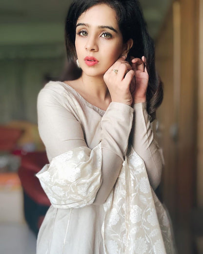 Pure Ivory Rose Suit Set