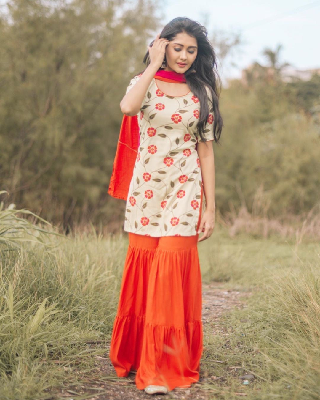 Rose Garden Sharara Set