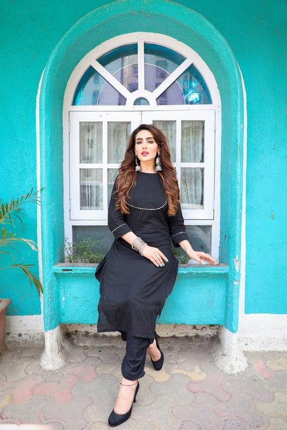 Black Yoke Design Kurta Set